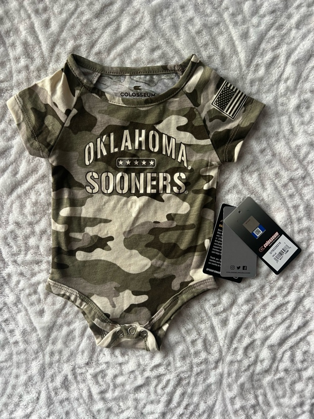 NWT Colosseum Oklahoma Sooners Camo Baby Onesie | Size 0-3 Month